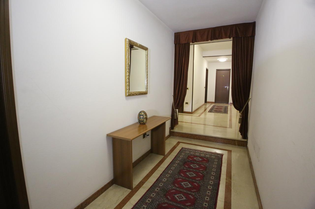 Hotel Paris Castel Goffredo Zewnętrze zdjęcie